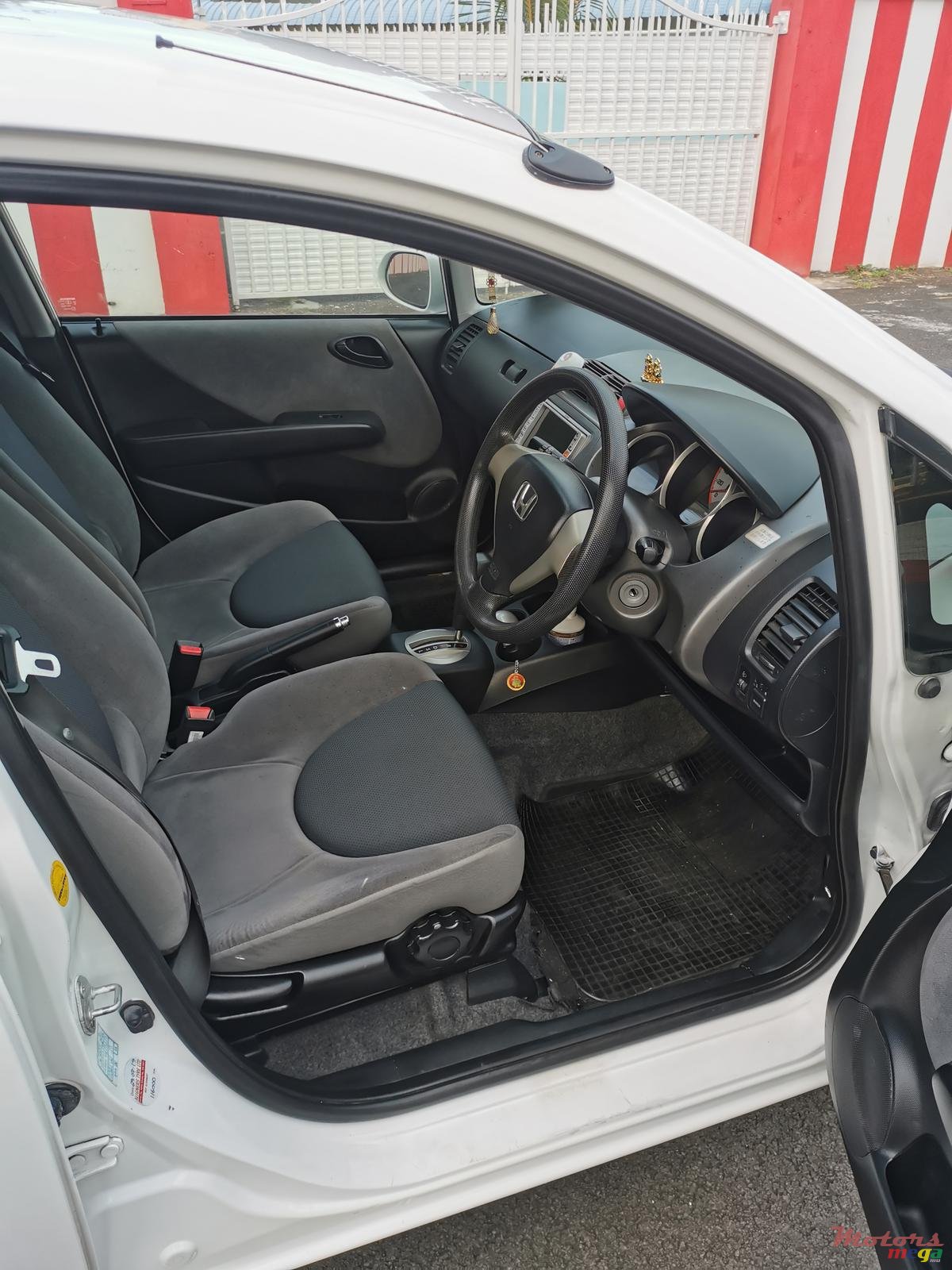 2006' Honda Fit photo #5