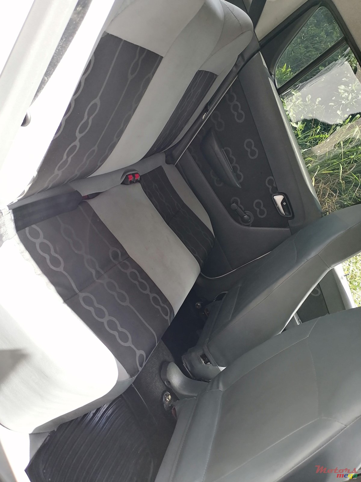 2014' Suzuki Alto photo #2