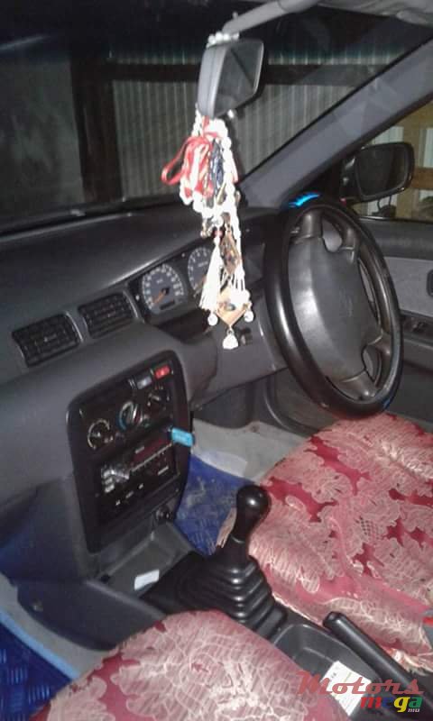 1998' Nissan B 14 photo #4