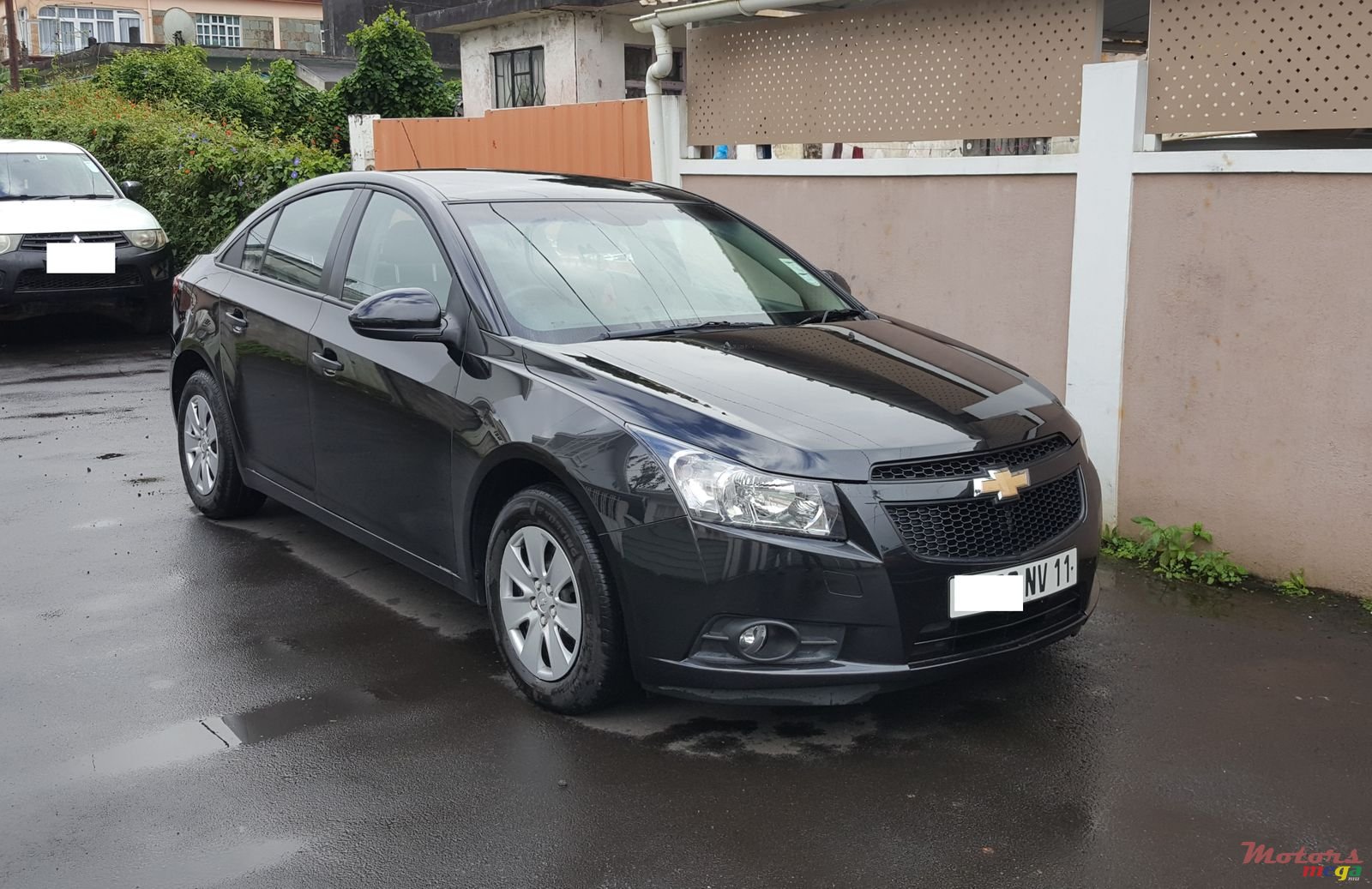 2011' Chevrolet cruze photo #1