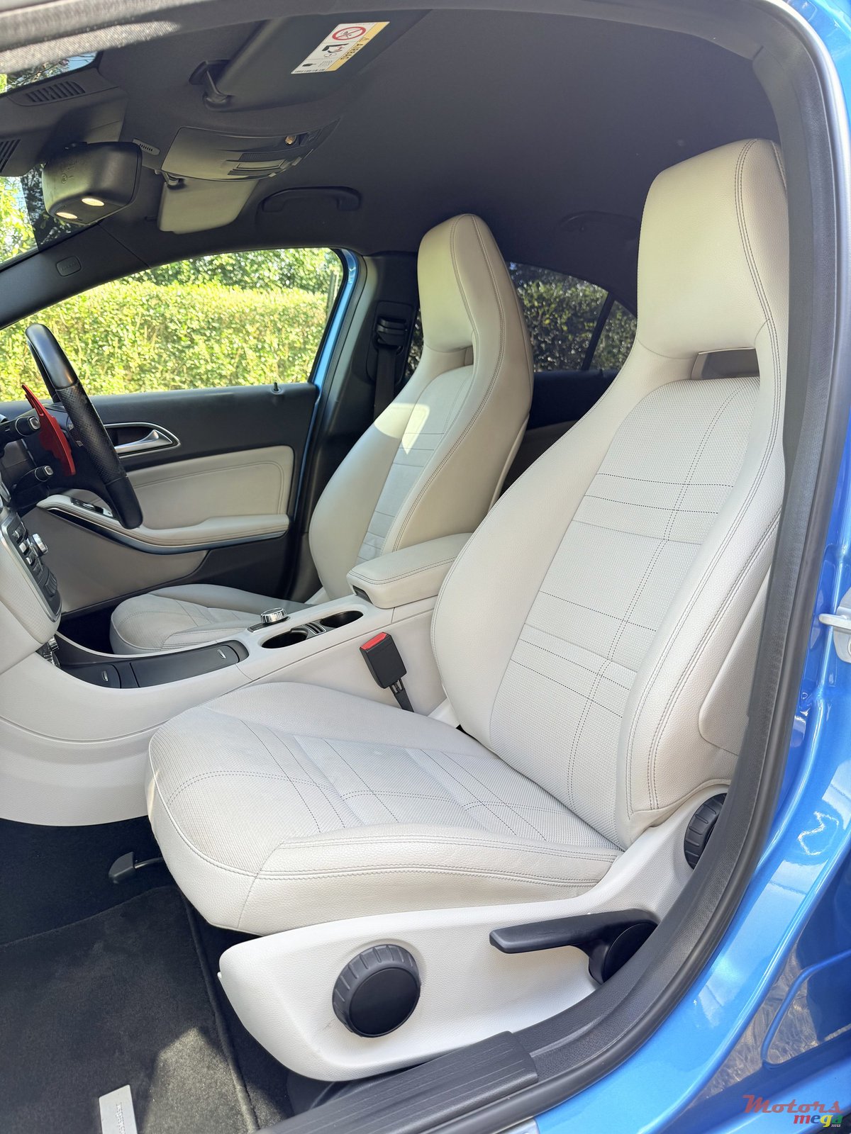 2013' Mercedes-Benz A 180 photo #6