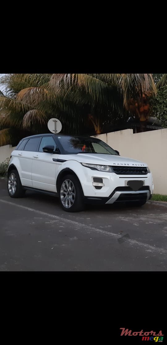 2013' Land Rover Range Rover Evoque photo #1