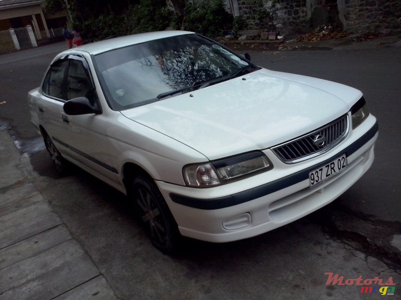 2002' Nissan Sunny dorigine photo #4