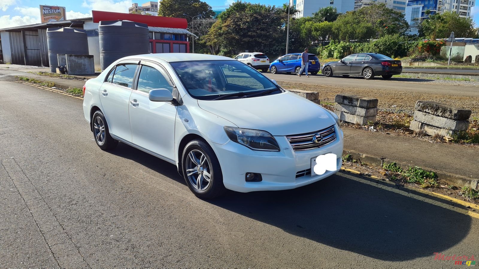 2006' Toyota Axio photo #5