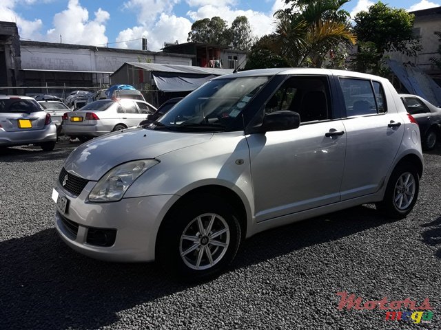 2008' Suzuki Swift photo #2