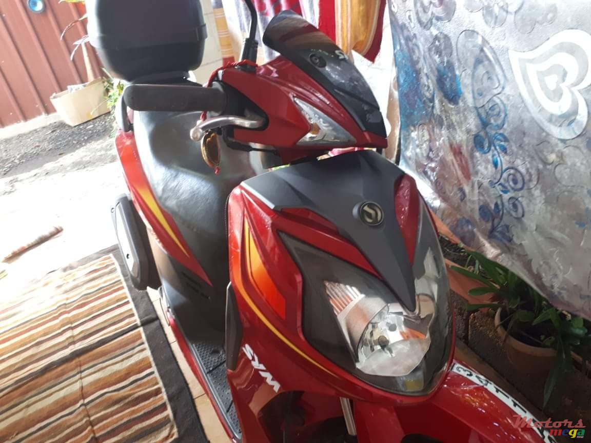 2015' SYM Symphony SR150 photo #1