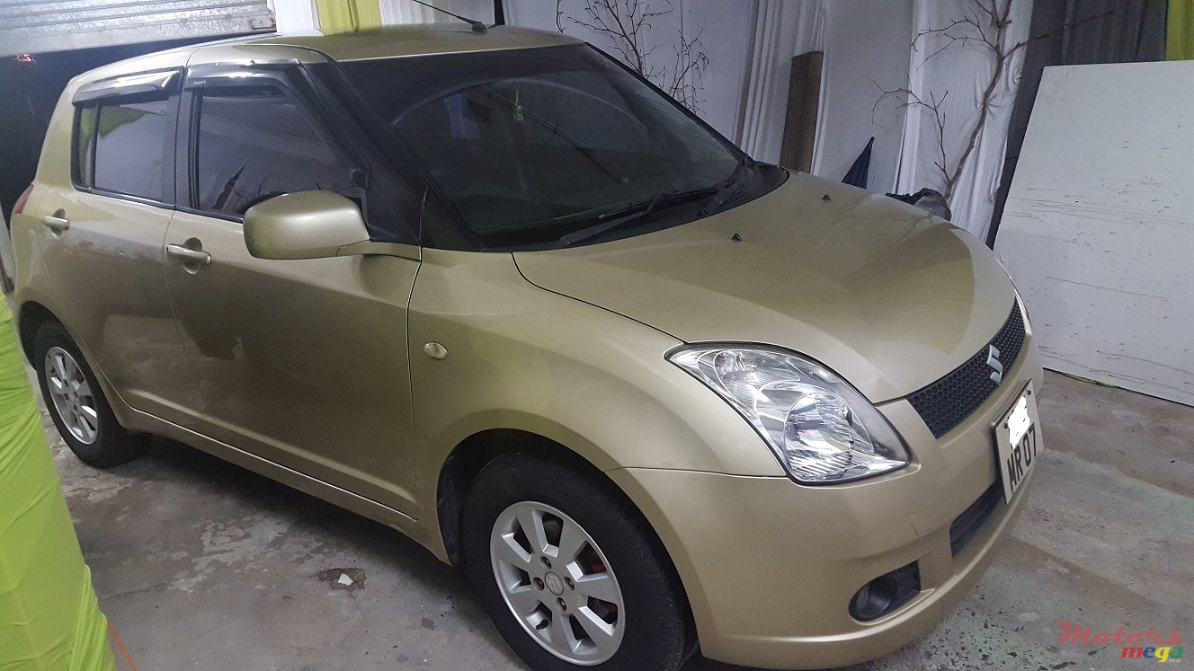 2007' Suzuki Swift Yes photo #1