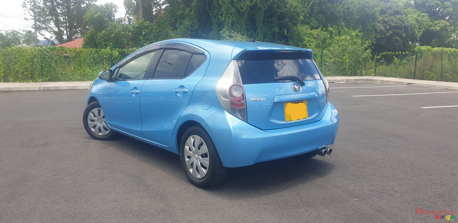 2014' Toyota Aqua photo #3