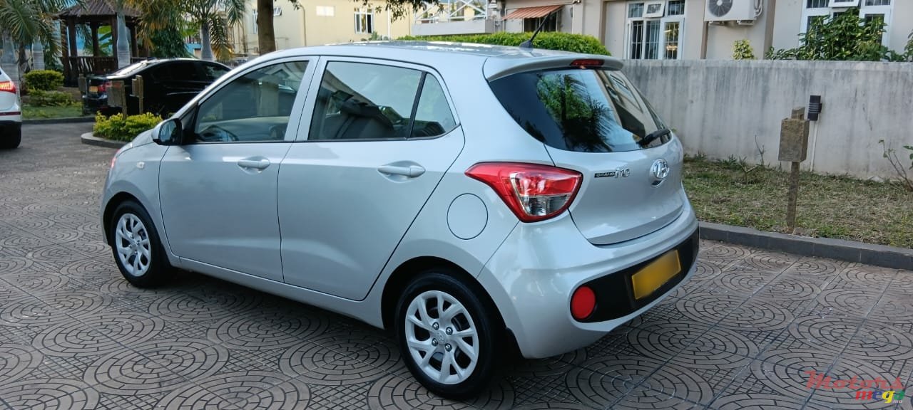 2018' Hyundai i10 photo #3