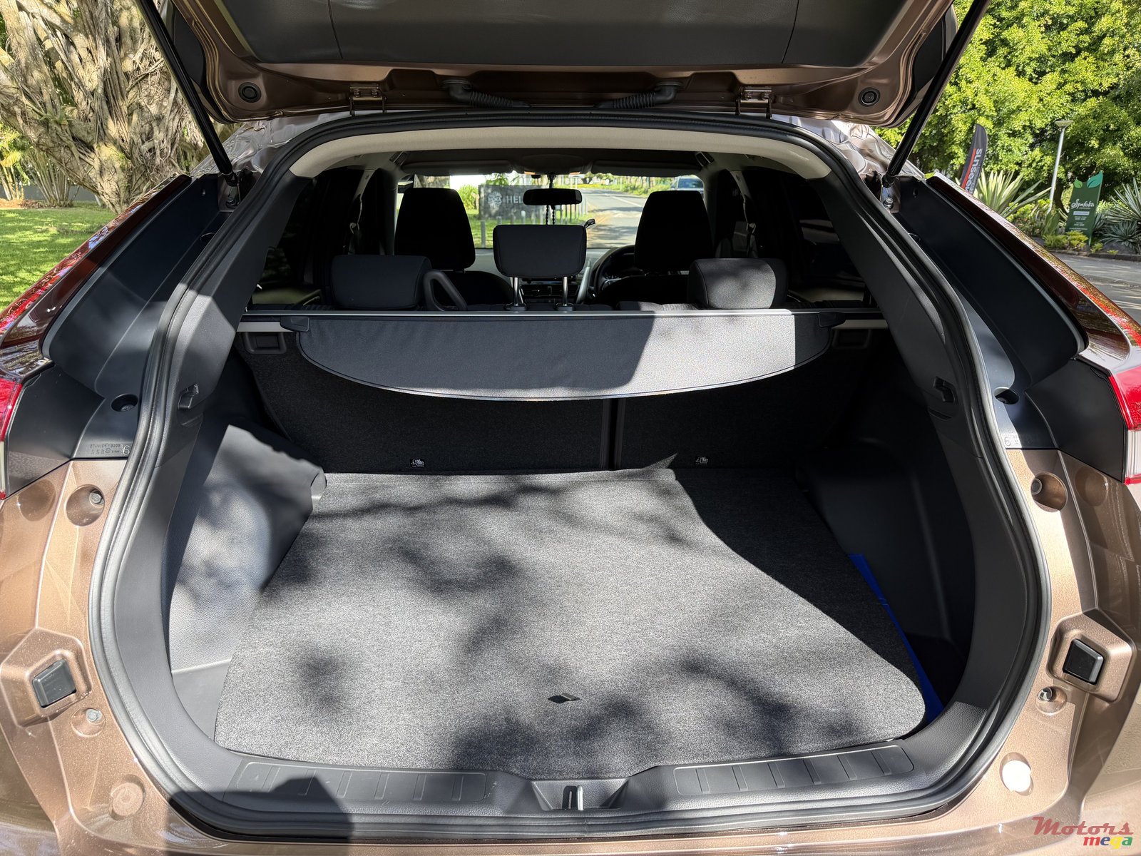 2024' Mitsubishi Eclipse Cross photo #4