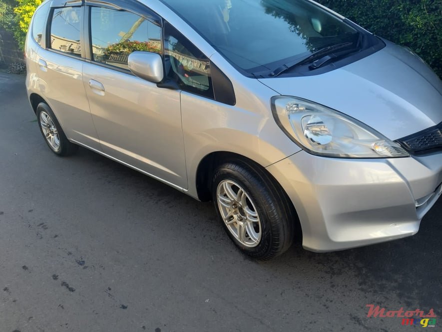 2012' Honda Fit photo #2