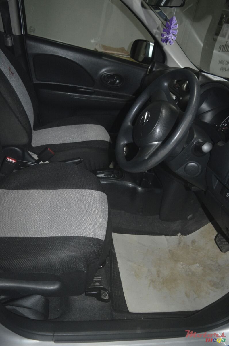 2011' Nissan March photo #3