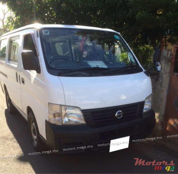 2005' Nissan Caravan photo #1