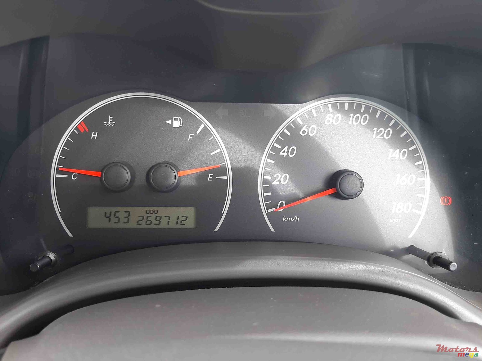 2007' Toyota Axio photo #7