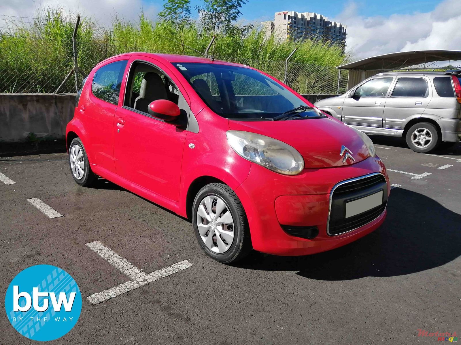 2011' Citroen C1 photo #1