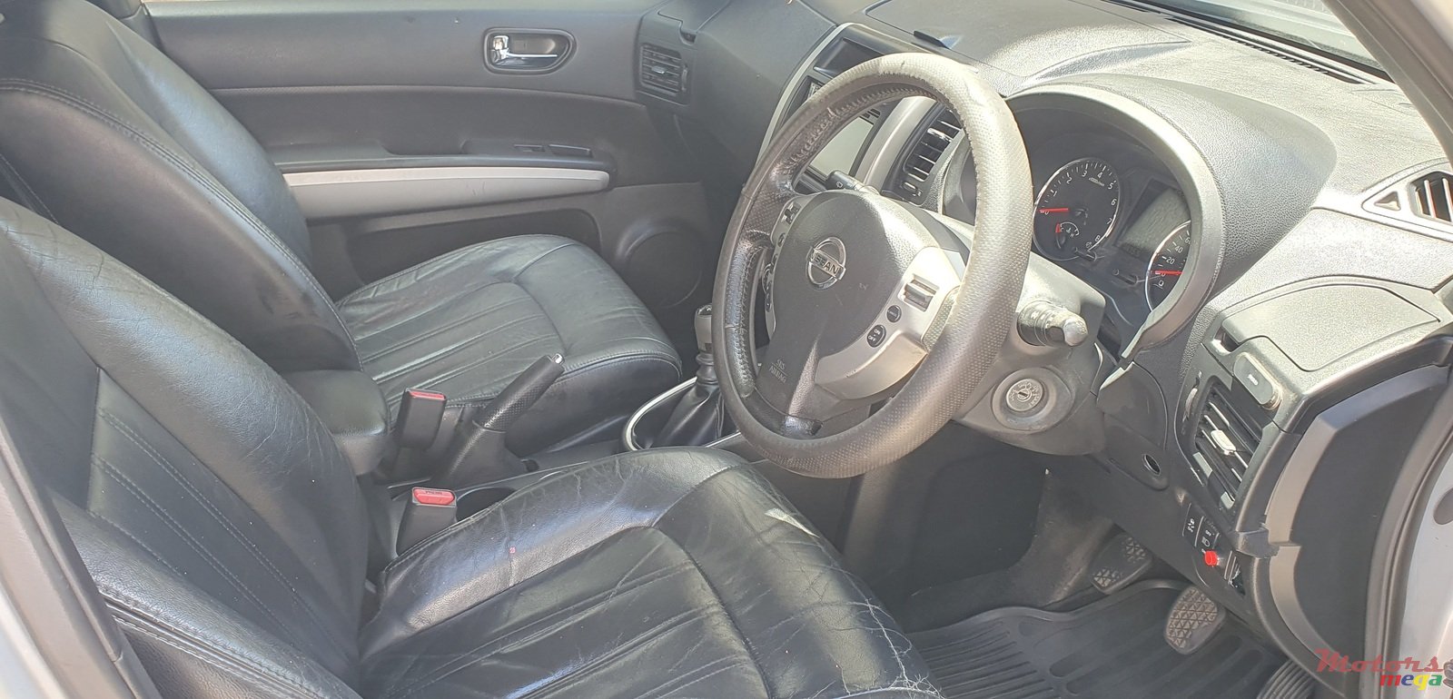 2014' Nissan X-Trail photo #3