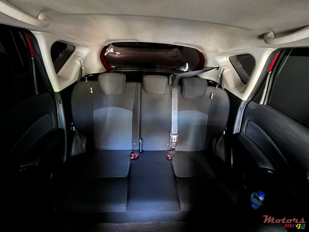 2016' Nissan Note photo #6