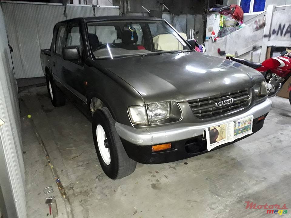 1999' Isuzu kb250 photo #4