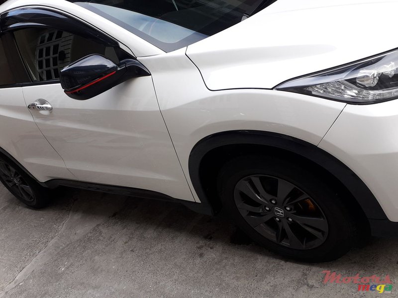 2014' Honda Vezel photo #5