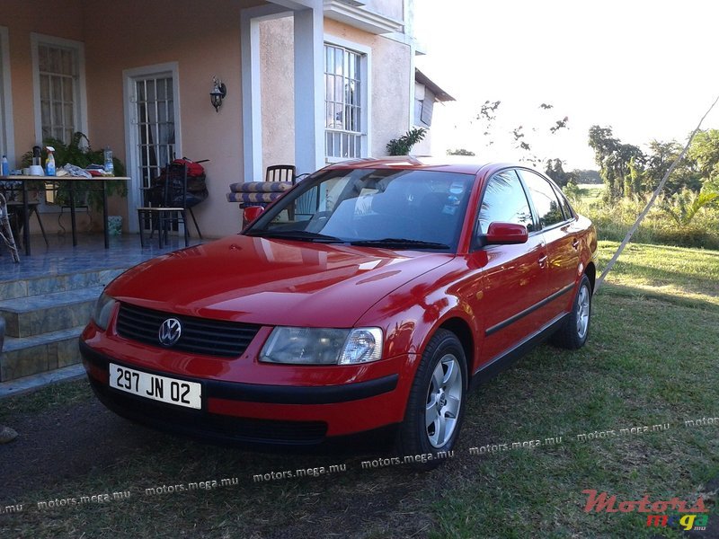 2002' Volkswagen photo #1