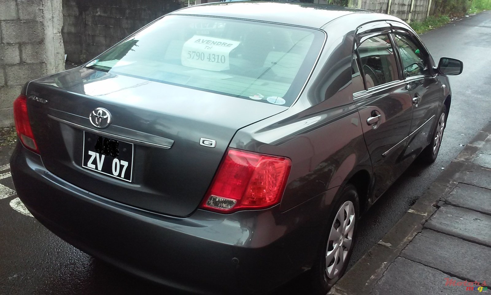 2007' Toyota Axio GRADE G photo #1