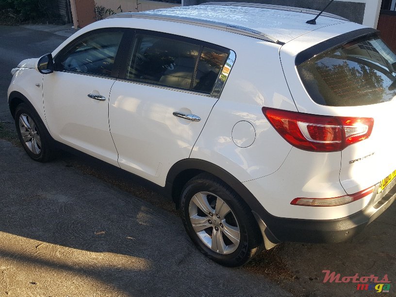 2012' Kia Sportage photo #3