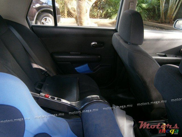 2007' Nissan photo #7