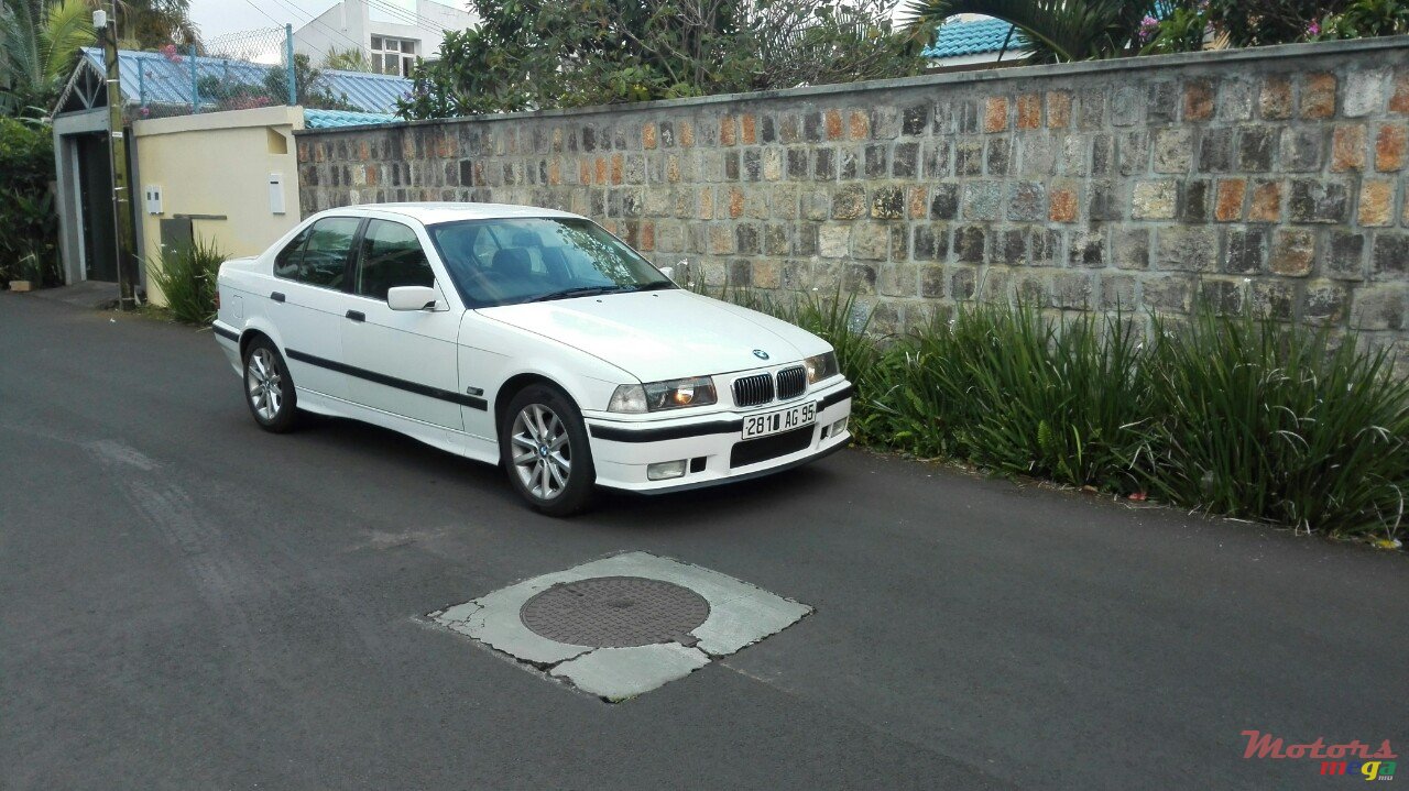 1995' BMW 316 photo #1
