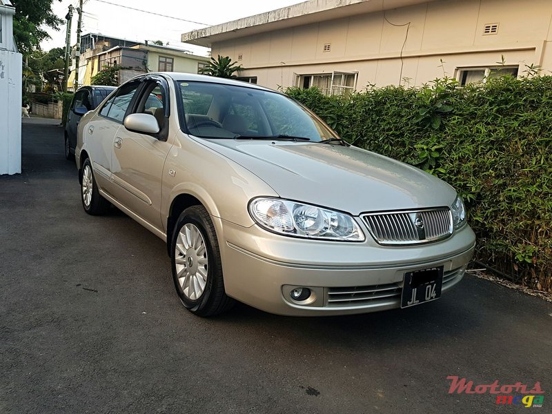 2004' Nissan Sunny Full option photo #1