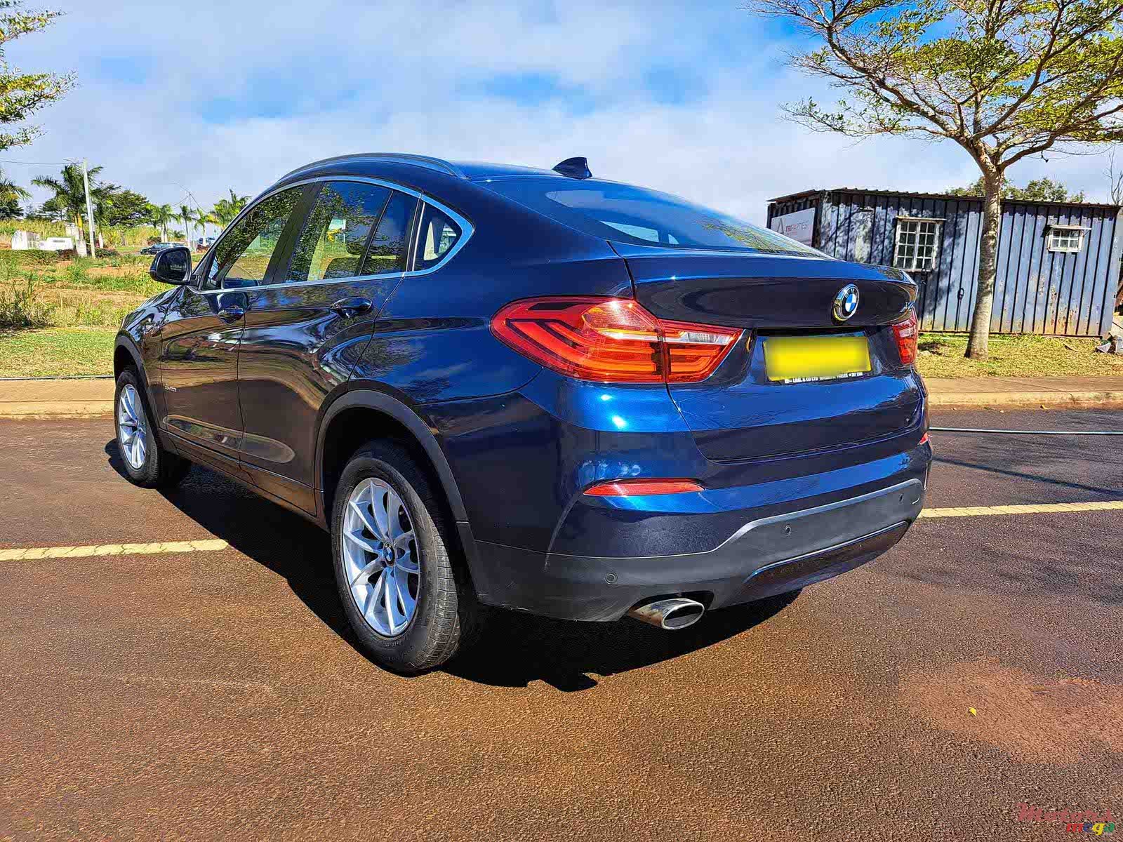 2017' BMW X4 XDRIVE photo #4
