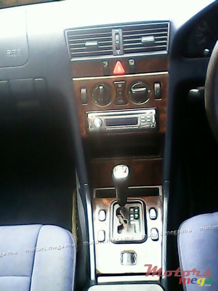 1997' Mercedes-Benz 230E photo #3