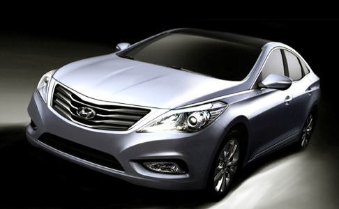 Hyundai presents 2012 Grandeur in Korea
