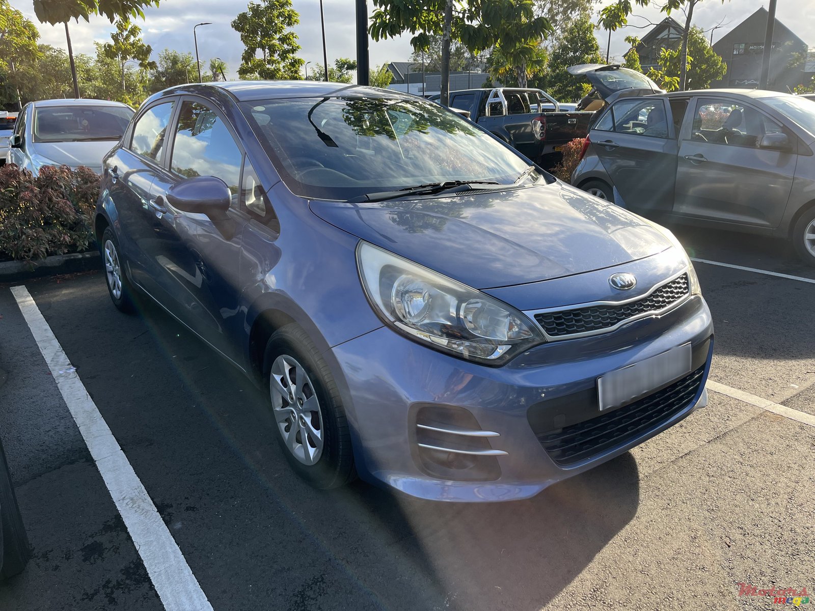 2016' Kia Rio photo #1