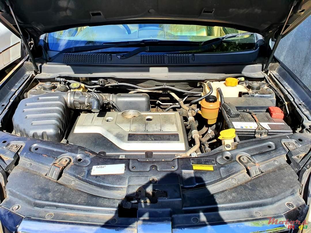 2009' Chevrolet Captiva photo #7