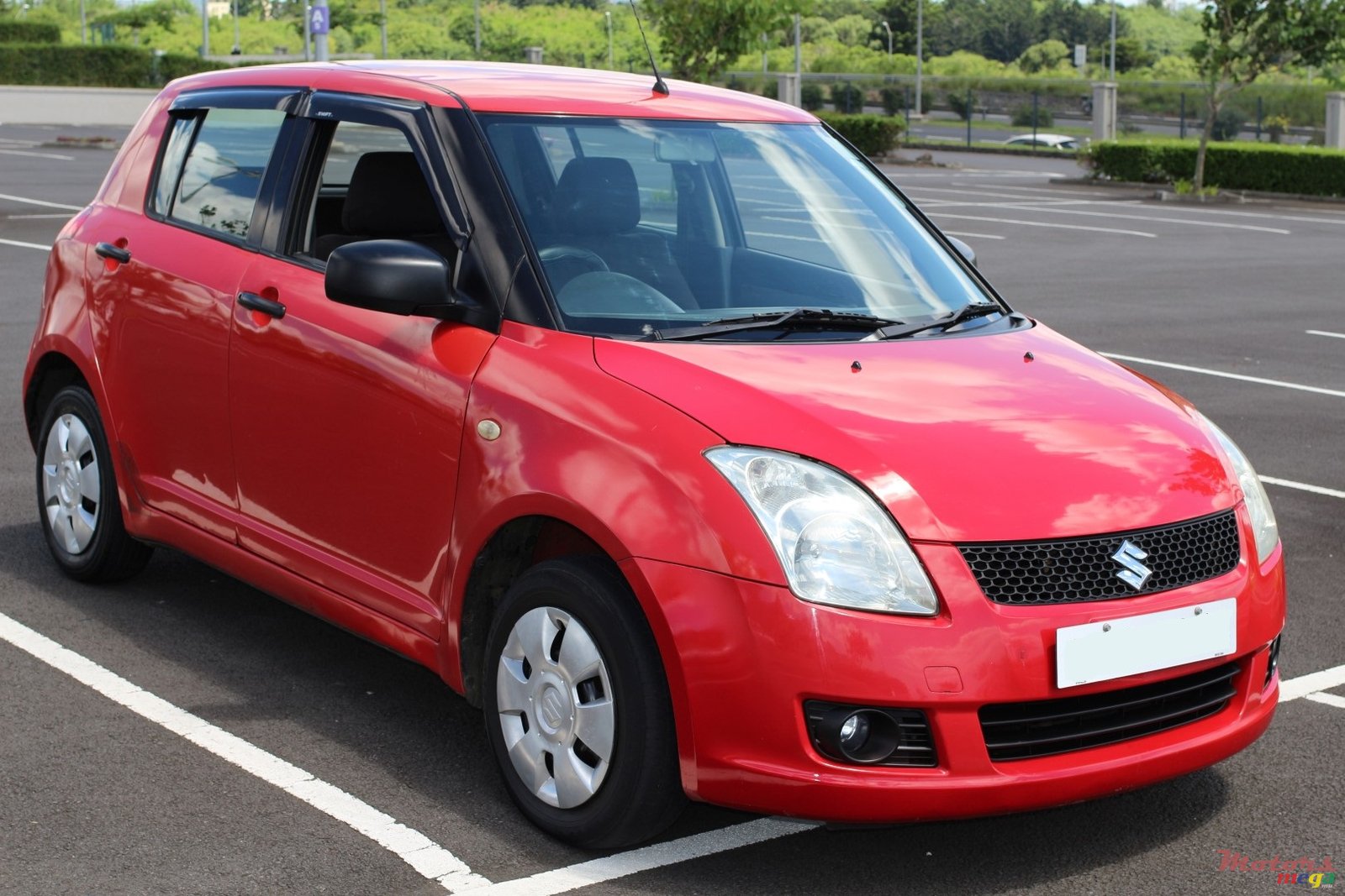 2008' Suzuki Swift VXI photo #4