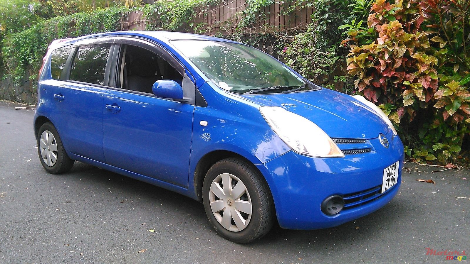 2006' Nissan Note photo #1