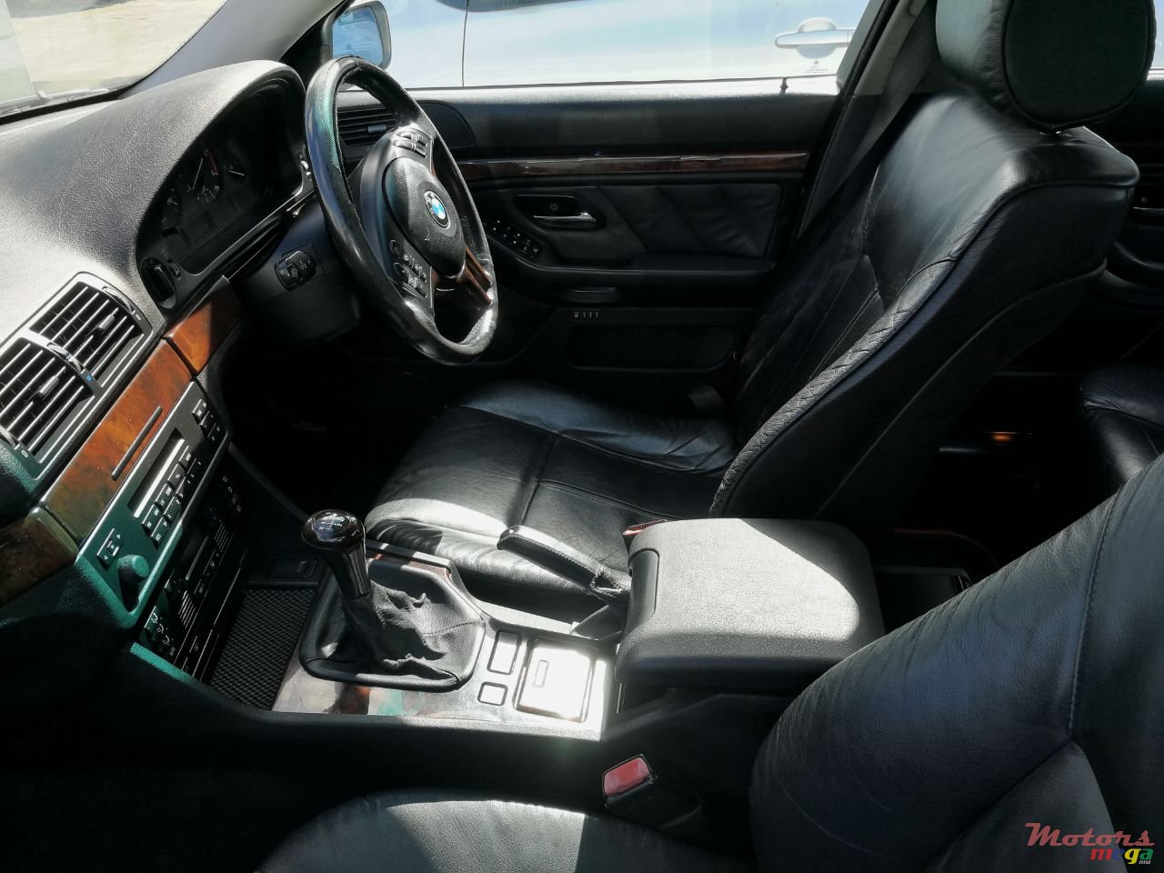 2003' BMW 525 photo #4