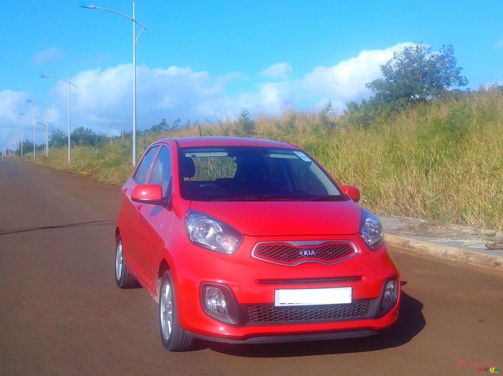 2014' Kia Picanto photo #1