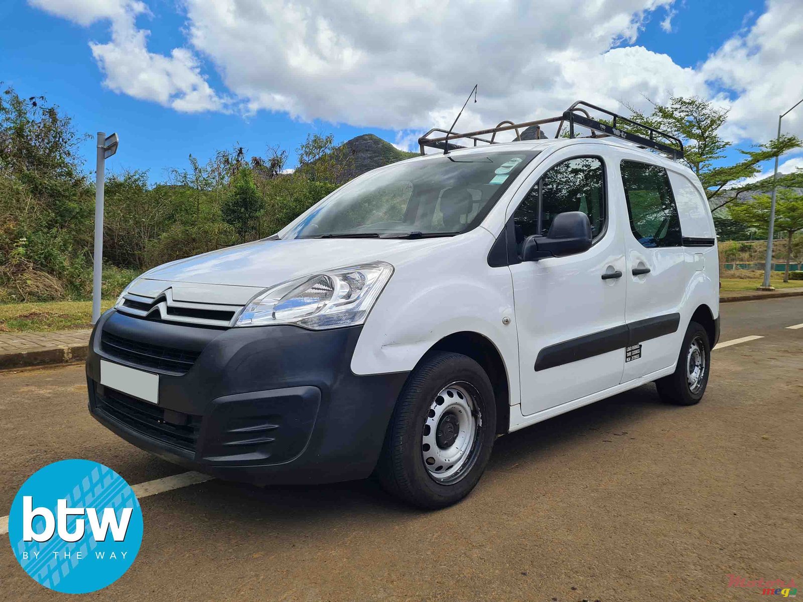 2018' Citroen Berlingo photo #2