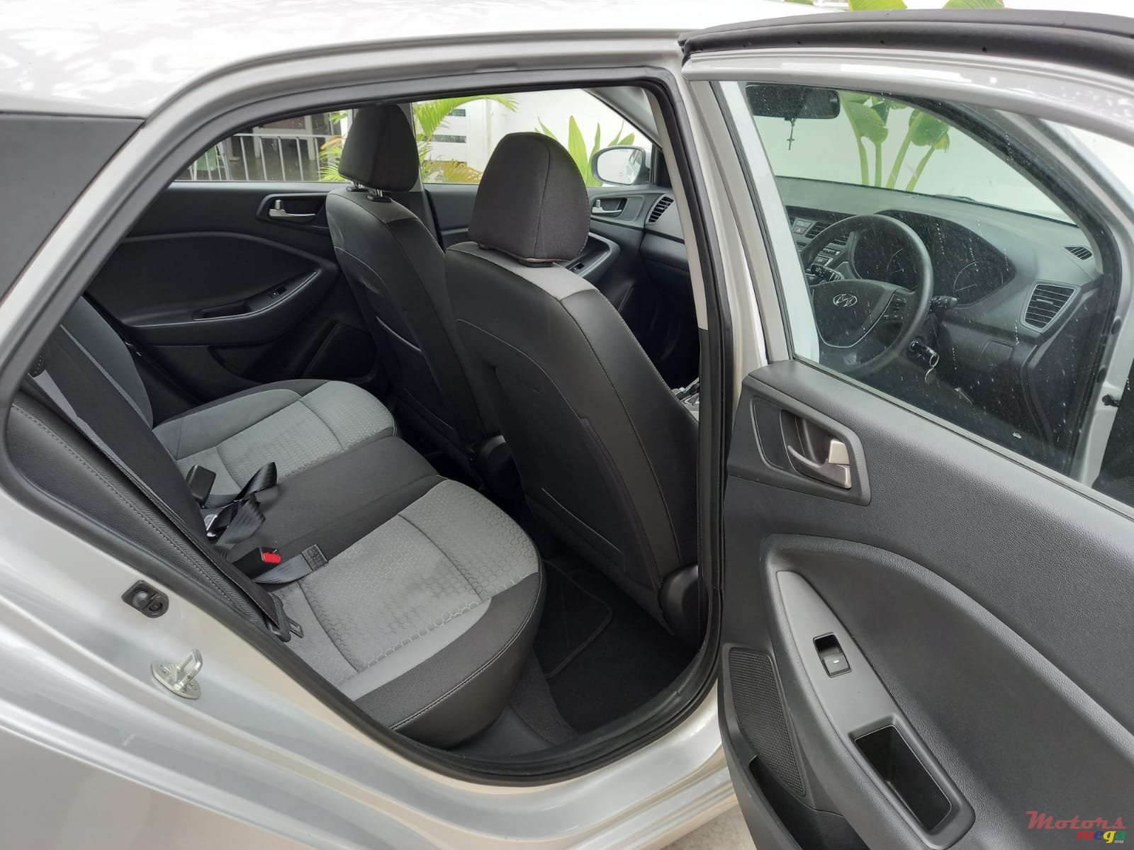 2018' Hyundai i20 photo #5