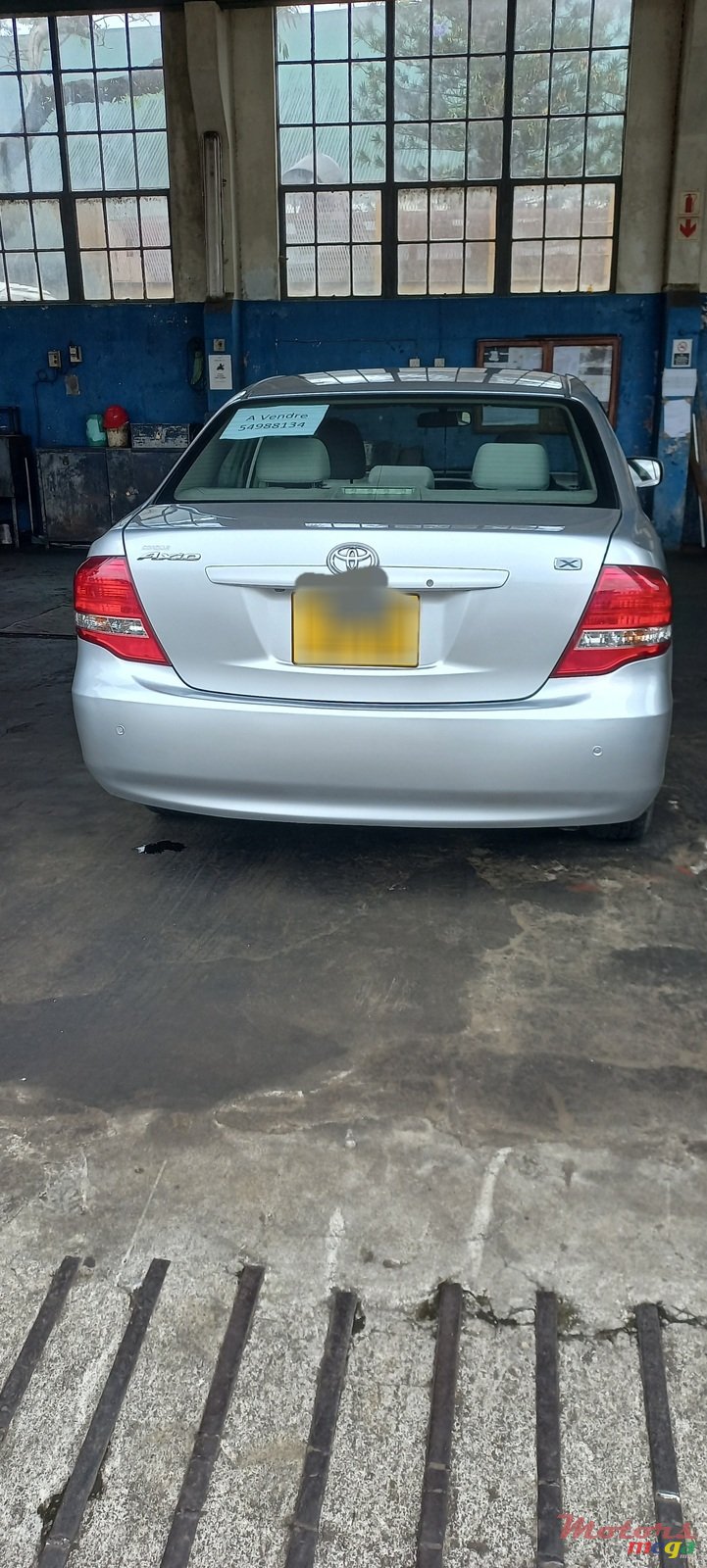 2010' Toyota Axio photo #3