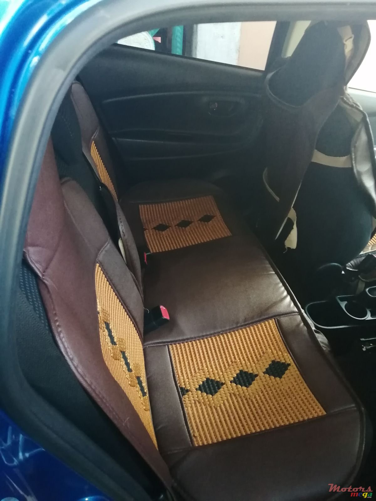 2014' Toyota Vitz photo #4