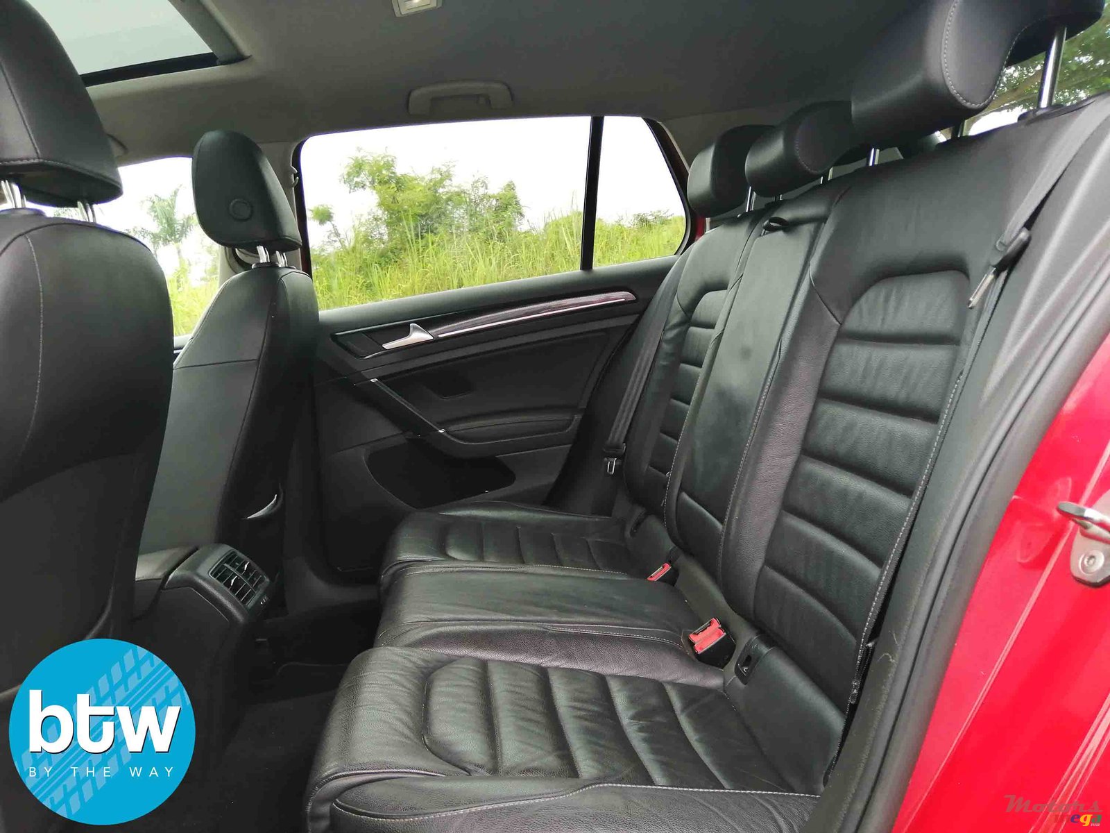 2014' Volkswagen Golf VII photo #4