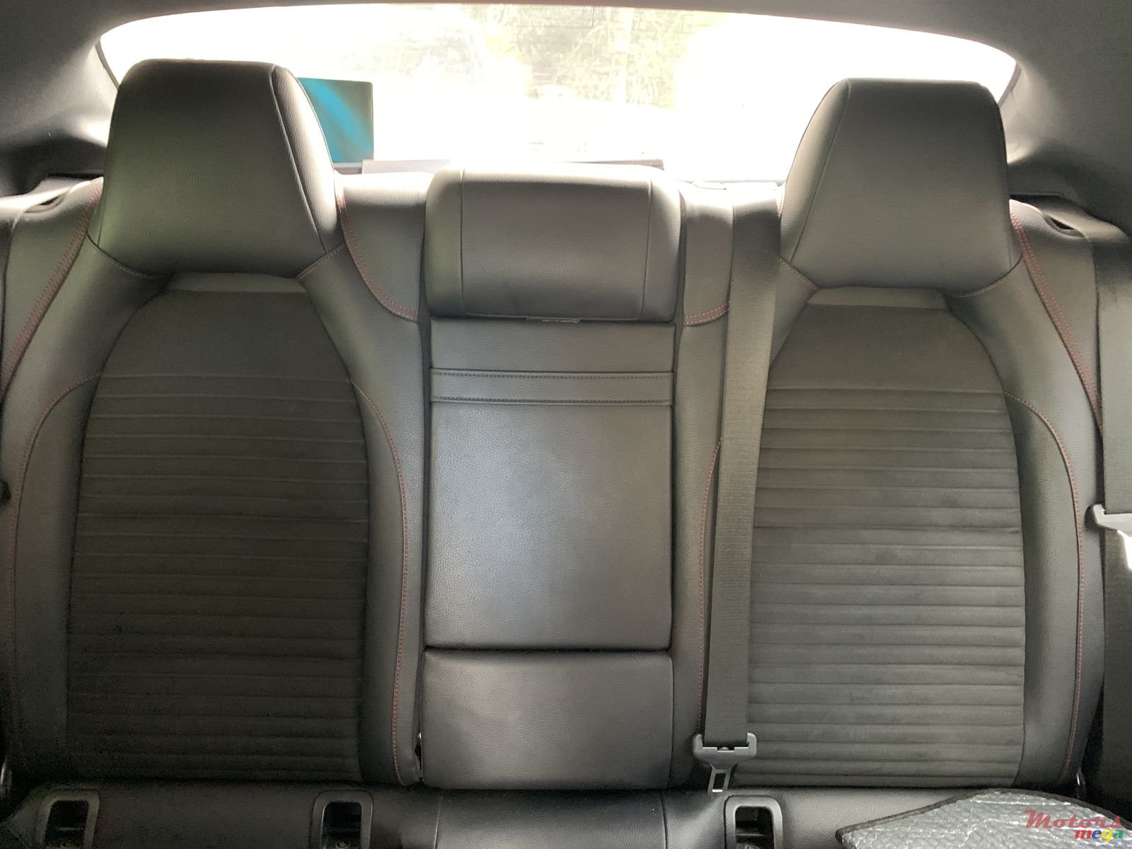 2015' Mercedes-Benz CLA 180 AMG Line100th Year Anniversary photo #4