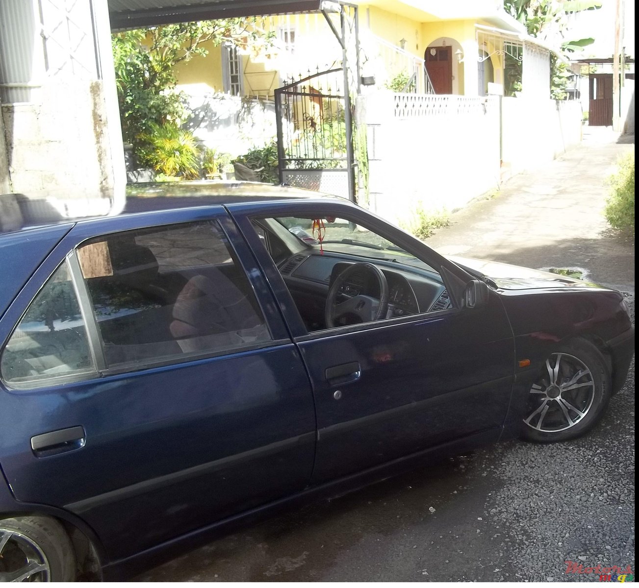 1994' Peugeot photo #6