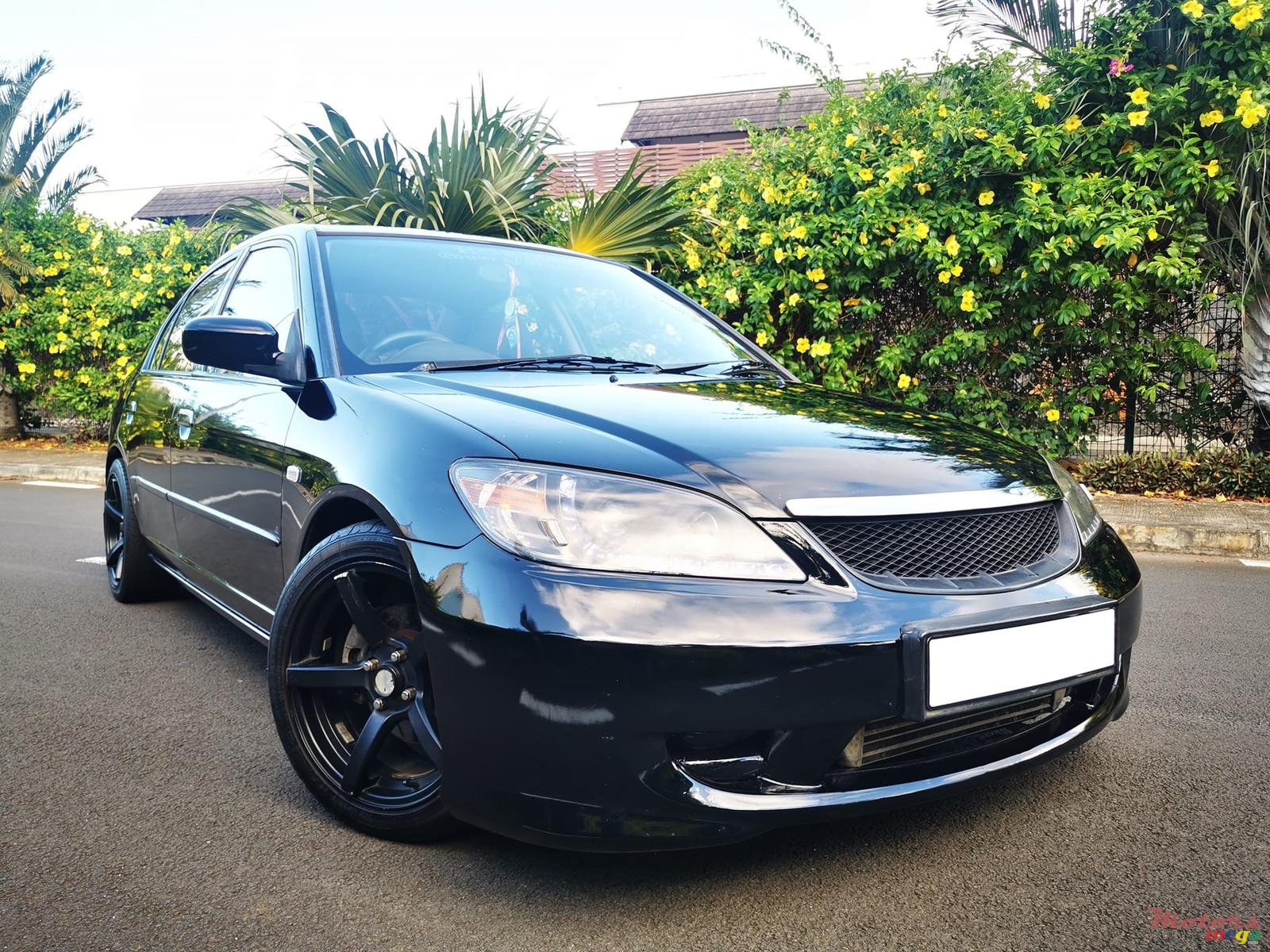 2004' Honda Civic Es5 photo #2