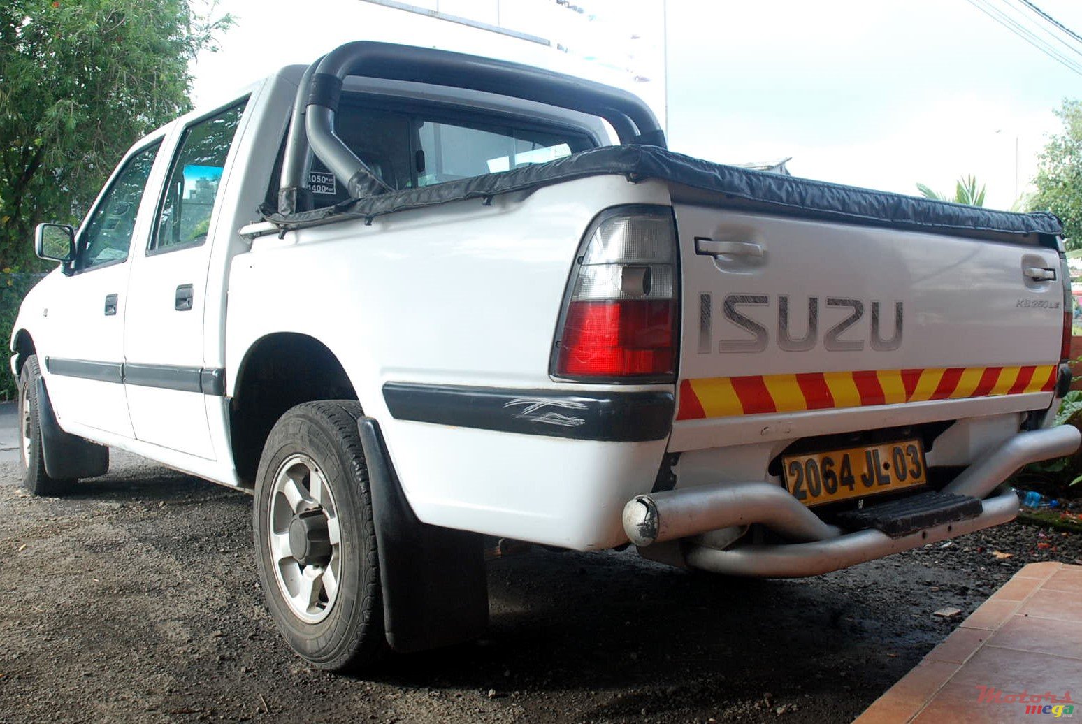 2003' Isuzu KB Series photo #1