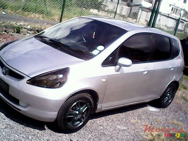 2006' Honda fit, exchange welcome photo #1