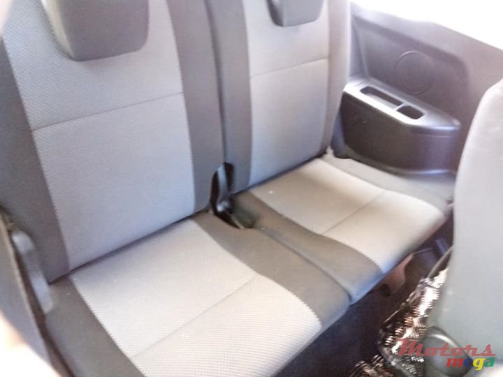 2007' Suzuki Grand Vitara dorizine photo #2