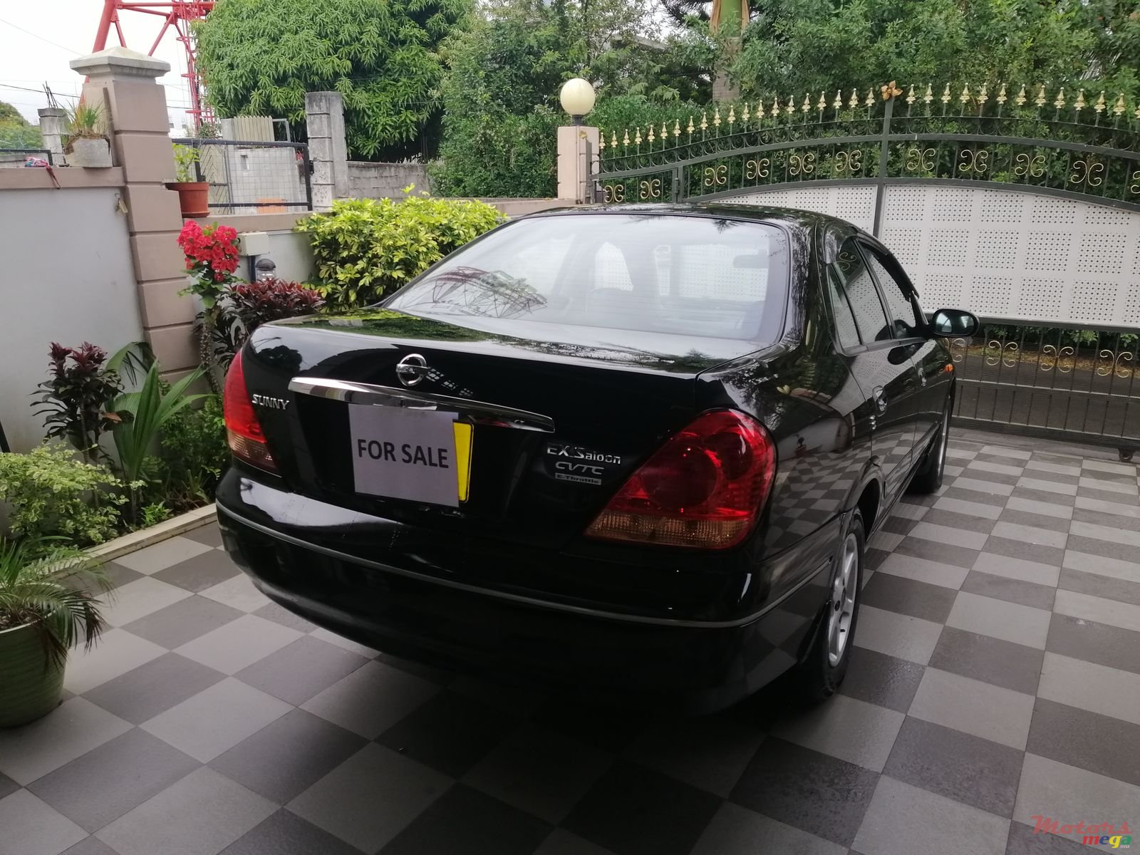 2004' Nissan Sunny photo #4